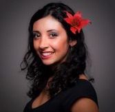 Bilingual singer for children, Mariela Hererra.